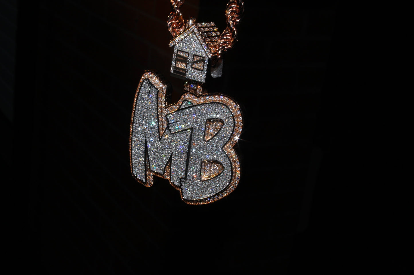 Custom Pendant ‘MB’