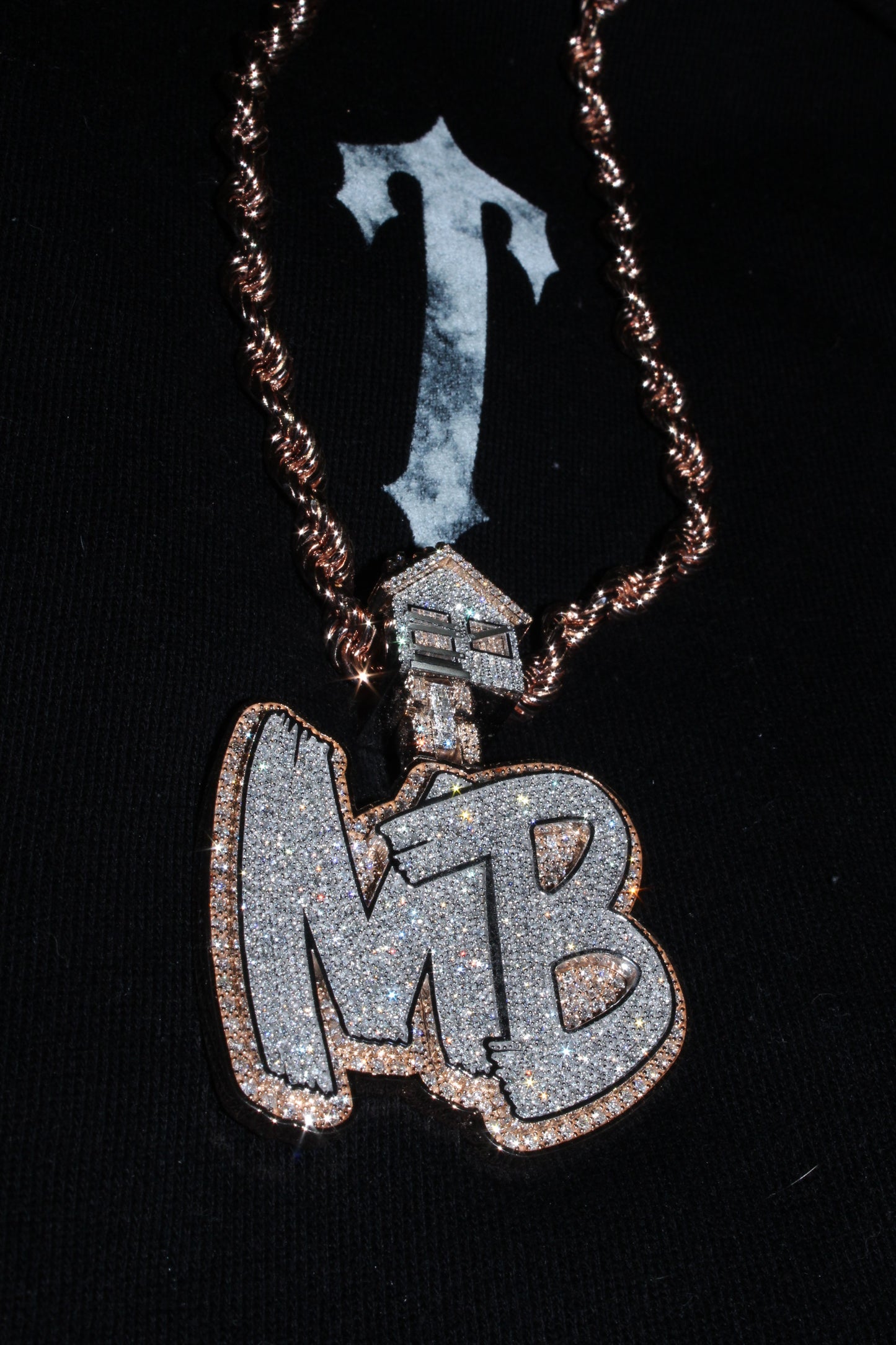 Custom Pendant ‘MB’